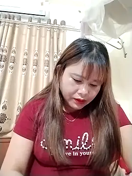 Snapshot of Moubie1 chatting on 03-20-26, 10:27 Moubie1 online show from 03-20-26, 10:27