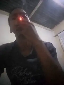 Snapshot of Stm15 chatting on 04-16-26, 03:57 Stm15 online show from 04-16-26, 03:57