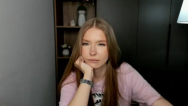 BarbMontilla online show from 03-22-26, 08:49