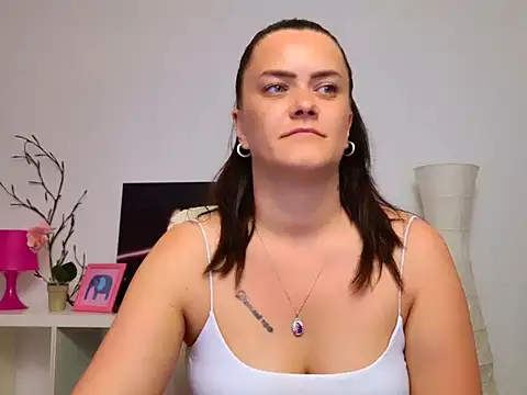 Snapshot of NicolSparkleX chatting on 06-01-26, 05:51 NicolSparkleX online show from 06-01-26, 05:51