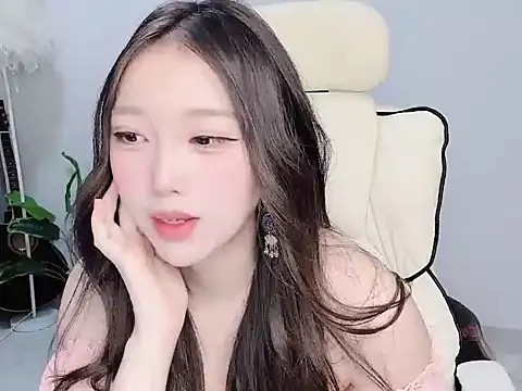 Yukiy8877 online show from 03-23-26, 09:25