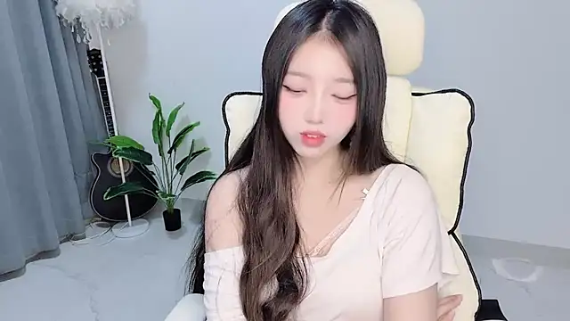 Yukiy8877 online show from 04-03-26, 10:05