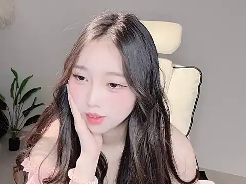 Yukiy8877 online show from 03-24-26, 09:53