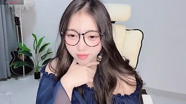 Yukiy8877 online show from 03-24-26, 09:59