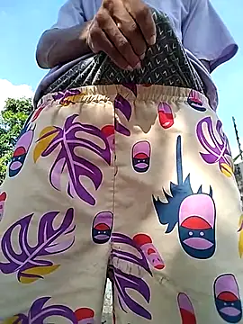 spittermasterpig1 online show from 03-29-26, 08:43