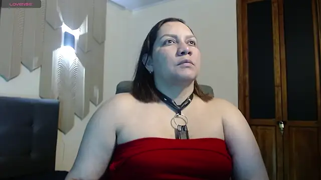 mia coral1 online show from 04-22-26, 03:24