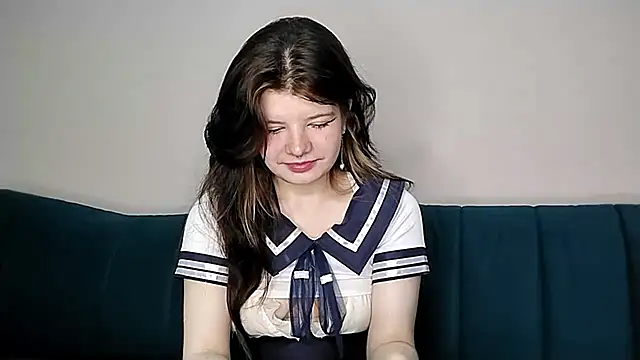 Eva Ange online show from 05-20-26, 07:11