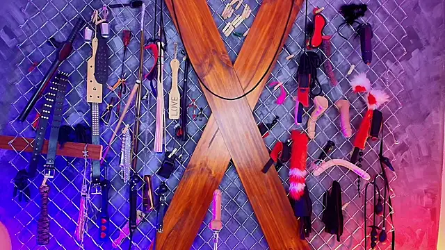 Snapshot of Mistress_lexi_bdsm chatting on 07-07-26, 08:01 Mistress lexi bdsm online show from 07-07-26, 08:01