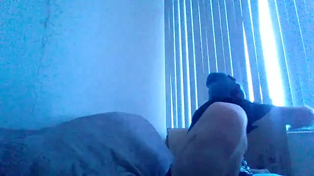alejandro69420 online show from 04-18-26, 05:37