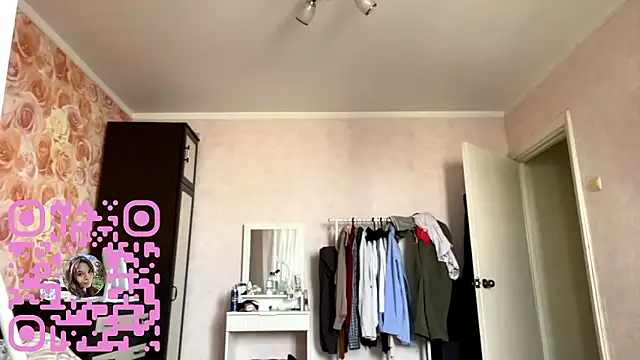 VeliaHypolite online show from 03-23-26, 11:43