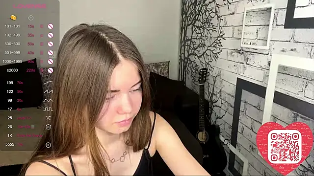 Snapshot of ElmiraDabato chatting on 07-08-26, 10:27 ElmiraDabato online show from 07-08-26, 10:27