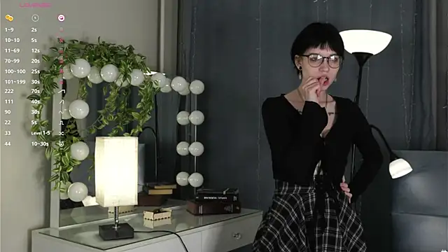RubieNibbs online show from 04-15-26, 06:56