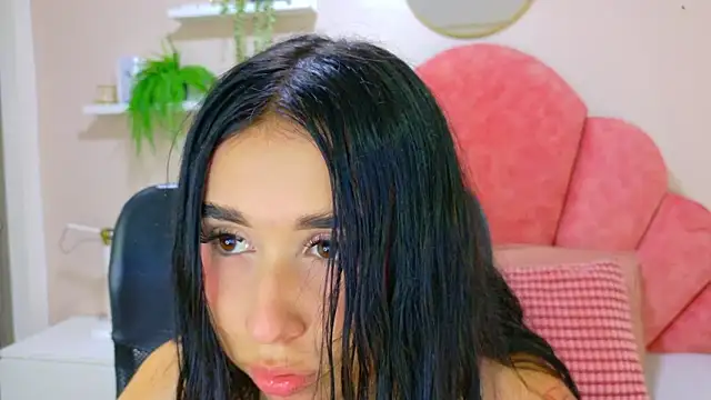 StarrMoon   online show from 06-12-26, 03:04