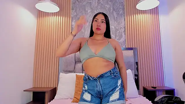Sulay Kim online show from 04-15-26, 07:58