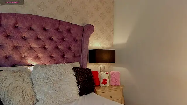 TaniaHart online show from 03-24-26, 02:06