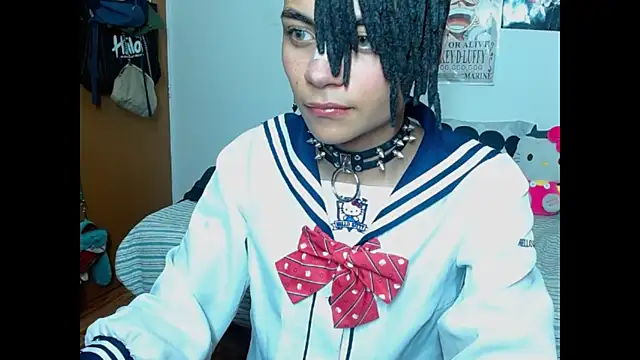 Snapshot of romeo_laurient chatting on 05-13-26, 09:44 romeo laurient online show from 05-13-26, 09:44