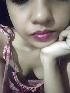 Snapshot of ALIZA_FENDY chatting on 08-02-26, 07:33 ALIZA FENDY online show from 08-02-26, 07:33