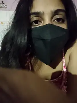 Snapshot of ALIZA_FENDY chatting on 06-18-26, 07:08 ALIZA FENDY online show from 06-18-26, 07:08