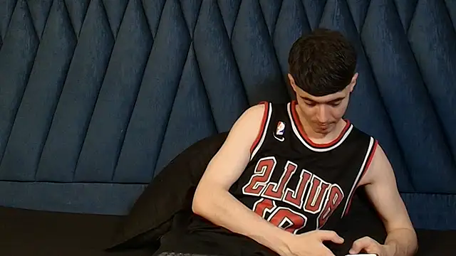 lio     online show from 04-02-26, 03:24