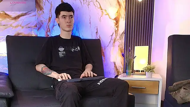 lio     online show from 05-04-26, 03:21
