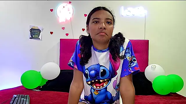 Ellie Cute7 online show from 04-24-26, 07:05