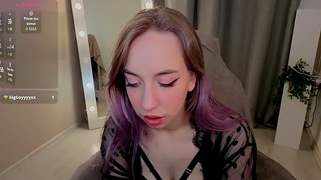 ShadowSparkle online show from 04-30-26, 10:36