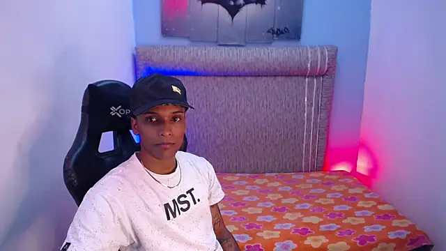 Theo 088  online show from 03-22-26, 09:16