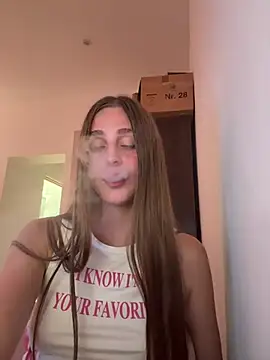 Snapshot of BellMeow_ chatting on 07-10-26, 03:45 BellMeow online show from 07-10-26, 03:45
