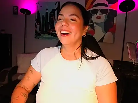 HannaJonns online show from 06-19-26, 04:40
