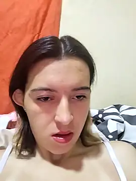 Snapshot of Greta_silber26 chatting on 04-16-26, 03:24 Greta silber26 online show from 04-16-26, 03:24