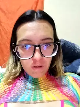 Snapshot of Greta_silber26 chatting on 04-13-26, 05:06 Greta silber26 online show from 04-13-26, 05:06
