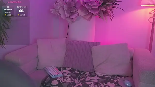 Mia patrick1 online show from 04-17-26, 11:46