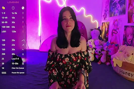 corina  pink online show from 06-05-26, 05:23