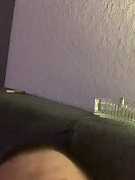 Snapshot of euerpaar292 chatting on 03-22-26, 03:43 euerpaar292 online show from 03-22-26, 03:43