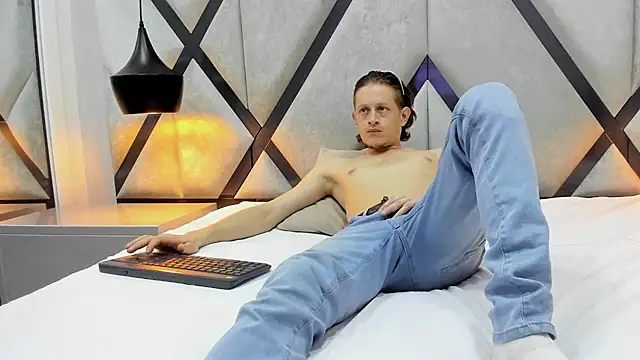 Snapshot of Anthonny_Vegas chatting on 03-22-26, 03:21 Anthonny Vegas online show from 03-22-26, 03:21