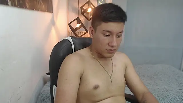 Snapshot of DominantBoy4 chatting on 07-18-26, 01:47 DominantBoy4 online show from 07-18-26, 01:47