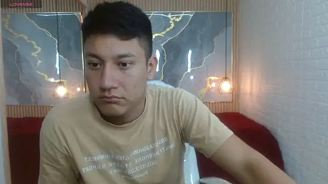 Snapshot of DominantBoy4 chatting on 07-16-26, 08:17 DominantBoy4 online show from 07-16-26, 08:17
