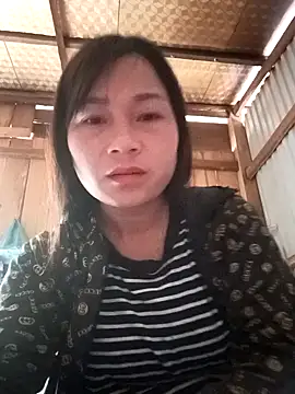 Snapshot of Cute-flowers chatting on 03-28-26, 01:17 Cute-flowers online show from 03-28-26, 01:17