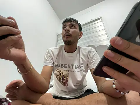 Velvet man online show from 03-25-26, 09:57