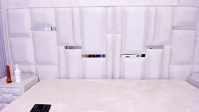 breenda01 online show from 04-14-26, 03:55