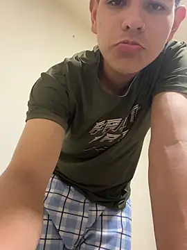 juanma759 online show from 07-18-26, 04:43
