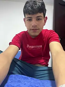 Snapshot of juanma759 chatting on 05-04-26, 05:11 juanma759 online show from 05-04-26, 05:11