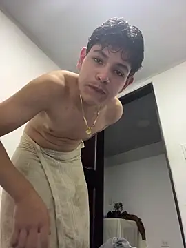 Snapshot of juanma759 chatting on 03-25-26, 02:55 juanma759 online show from 03-25-26, 02:55