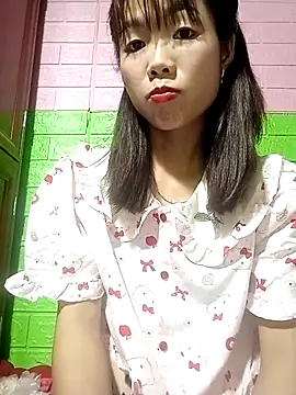 Snapshot of AmyLinee01 chatting on 04-23-26, 03:02 AmyLinee01 online show from 04-23-26, 03:02