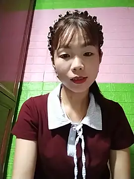 Snapshot of AmyLinee01 chatting on 05-29-26, 05:13 AmyLinee01 online show from 05-29-26, 05:13