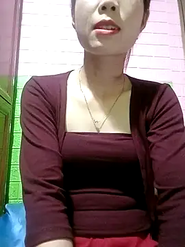 Snapshot of AmyLinee01 chatting on 04-11-26, 05:26 AmyLinee01 online show from 04-11-26, 05:26