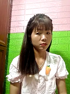 Snapshot of AmyLinee01 chatting on 06-22-26, 11:02 AmyLinee01 online show from 06-22-26, 11:02