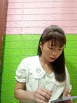 Snapshot of AmyLinee01 chatting on 07-01-26, 11:54 AmyLinee01 online show from 07-01-26, 11:54