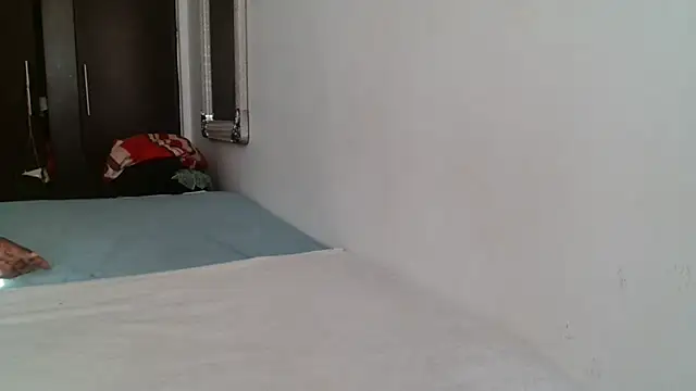 Lucia-boobs online show from 04-05-26, 01:07