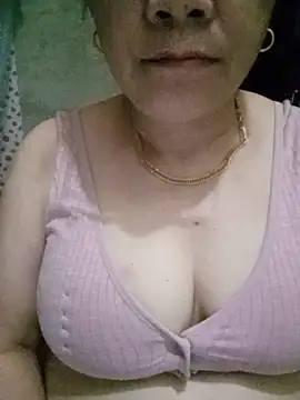 Snapshot of Funsexy1 chatting on 06-05-26, 08:36 Funsexy1 online show from 06-05-26, 08:36